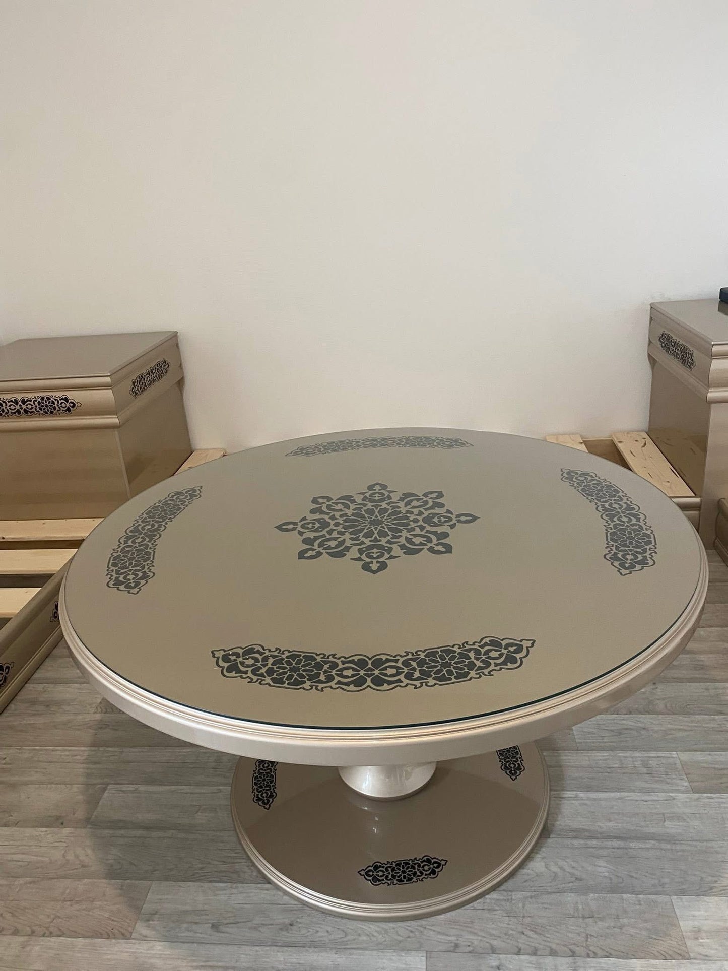 Table de sedari Touareg