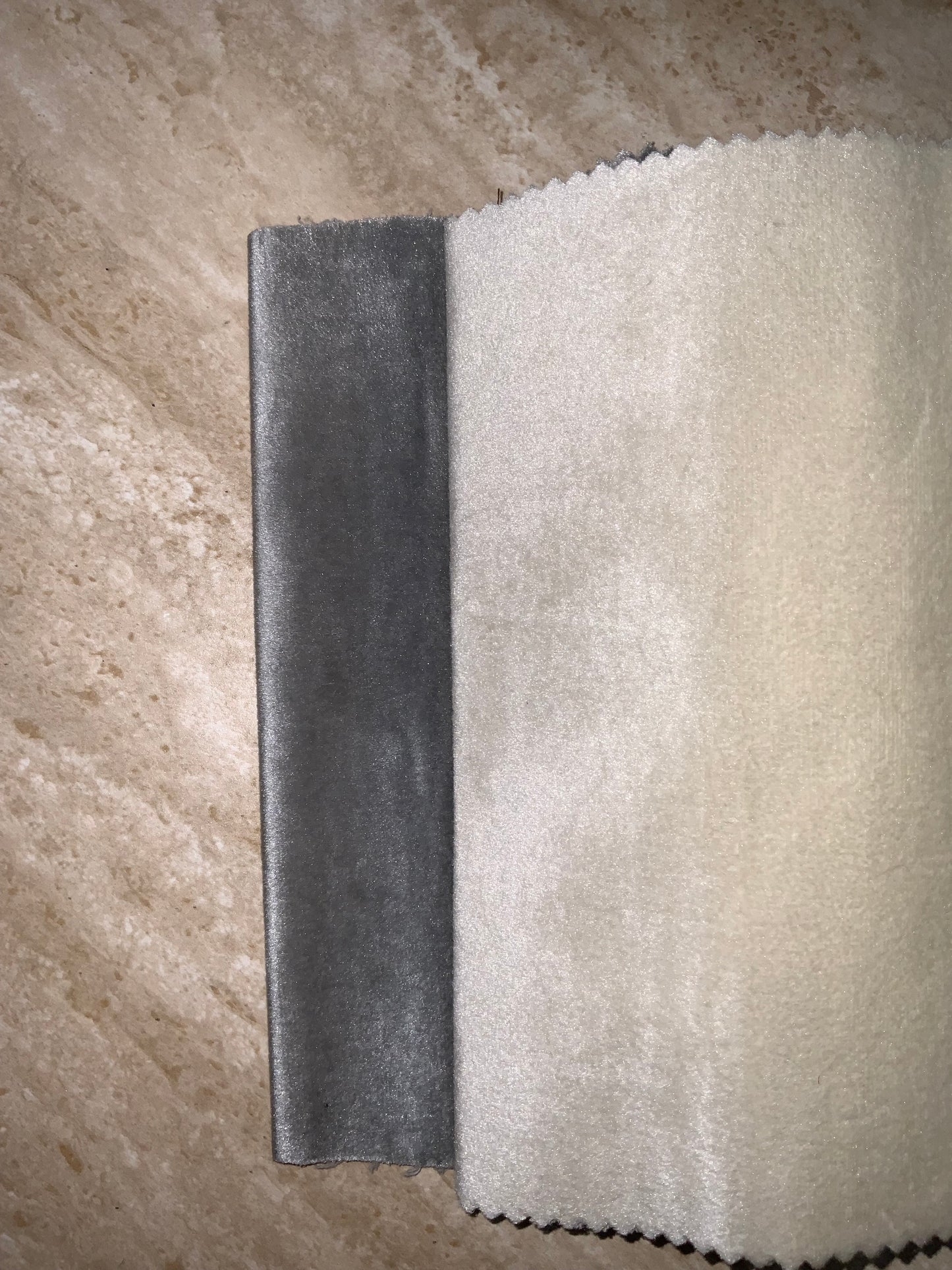 Housse sur mesure Gris / Beige