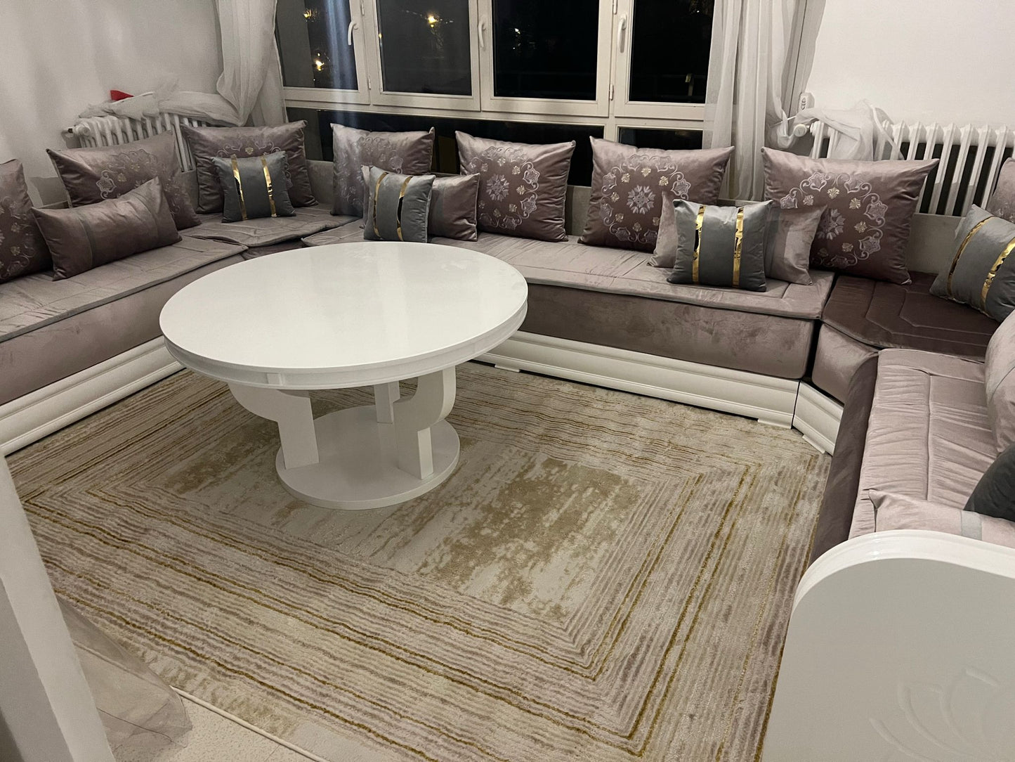 Salon marocain sedari Bianco