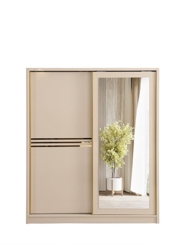 Armoire