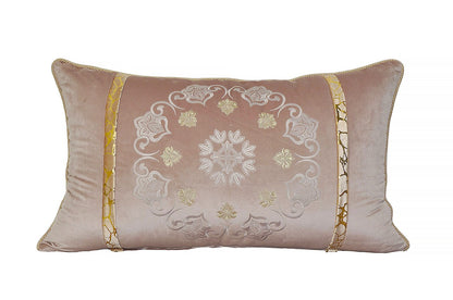 Housse tissu brodé matelassé Rose