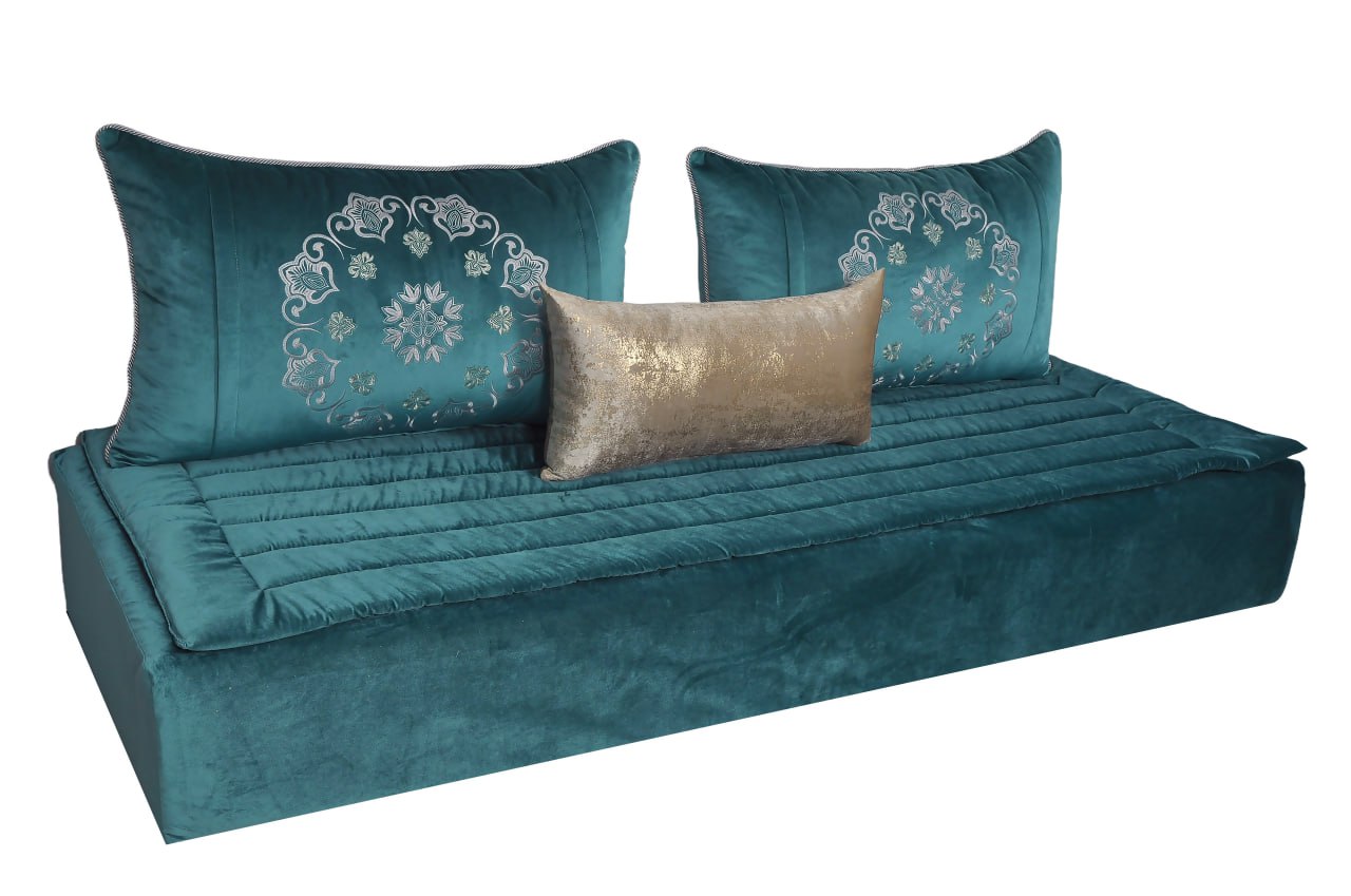 Housse tissu brodé Émeraude