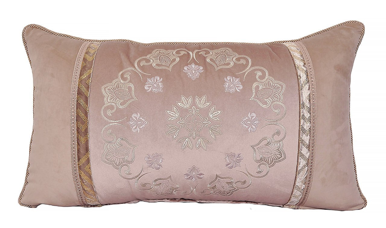 Housse tissu brodé matelassé Rose