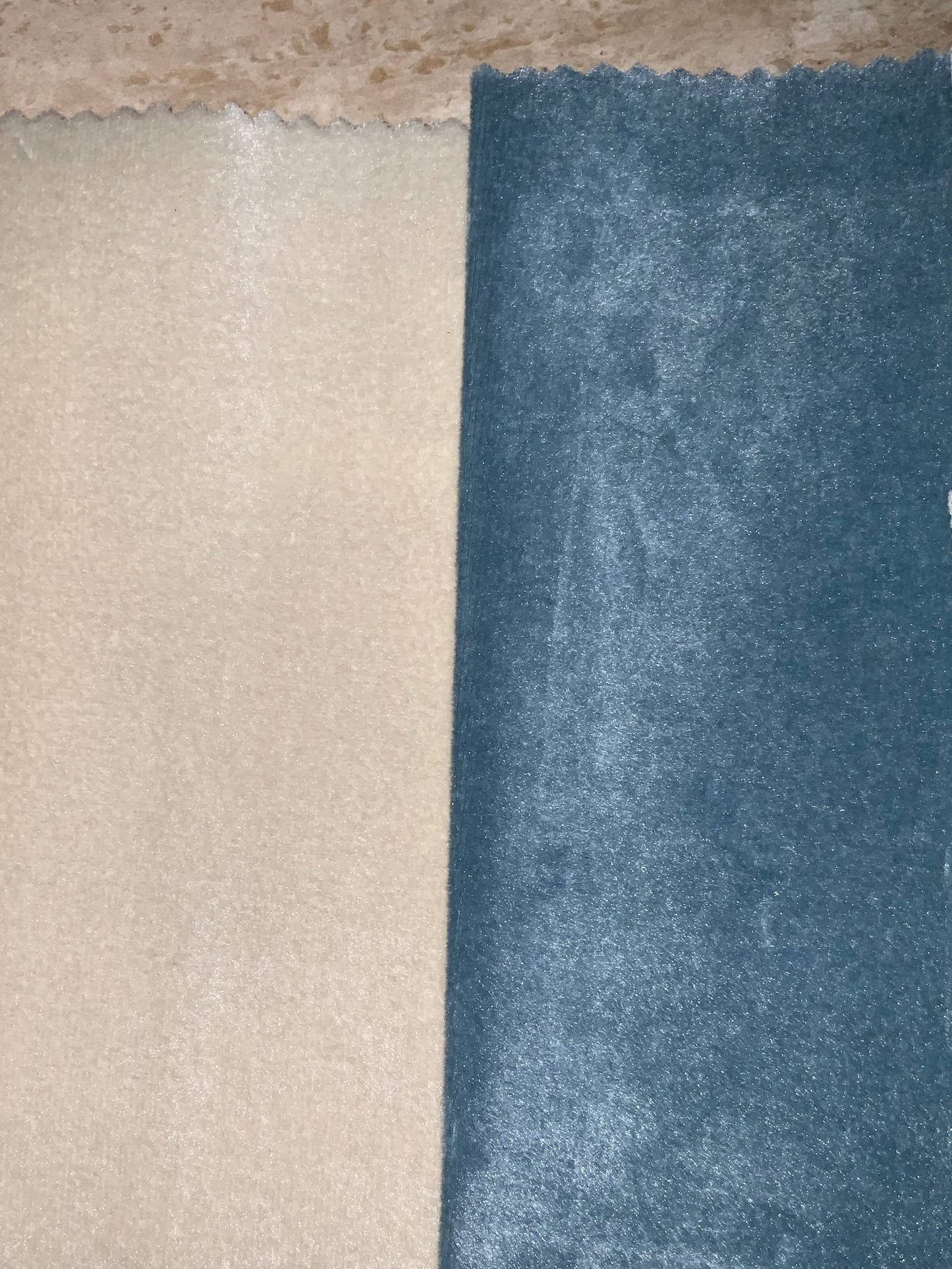 Housse sur mesure Velours Uni Beige / Bleu clair + Surmatelas