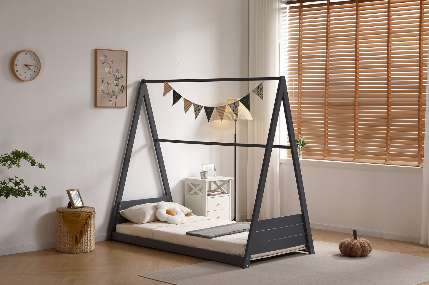 Lit en bois Tipi